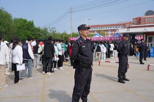 小赫内斯谈吉拉西离队传闻：我们想留住他，但这可能带来财政压力